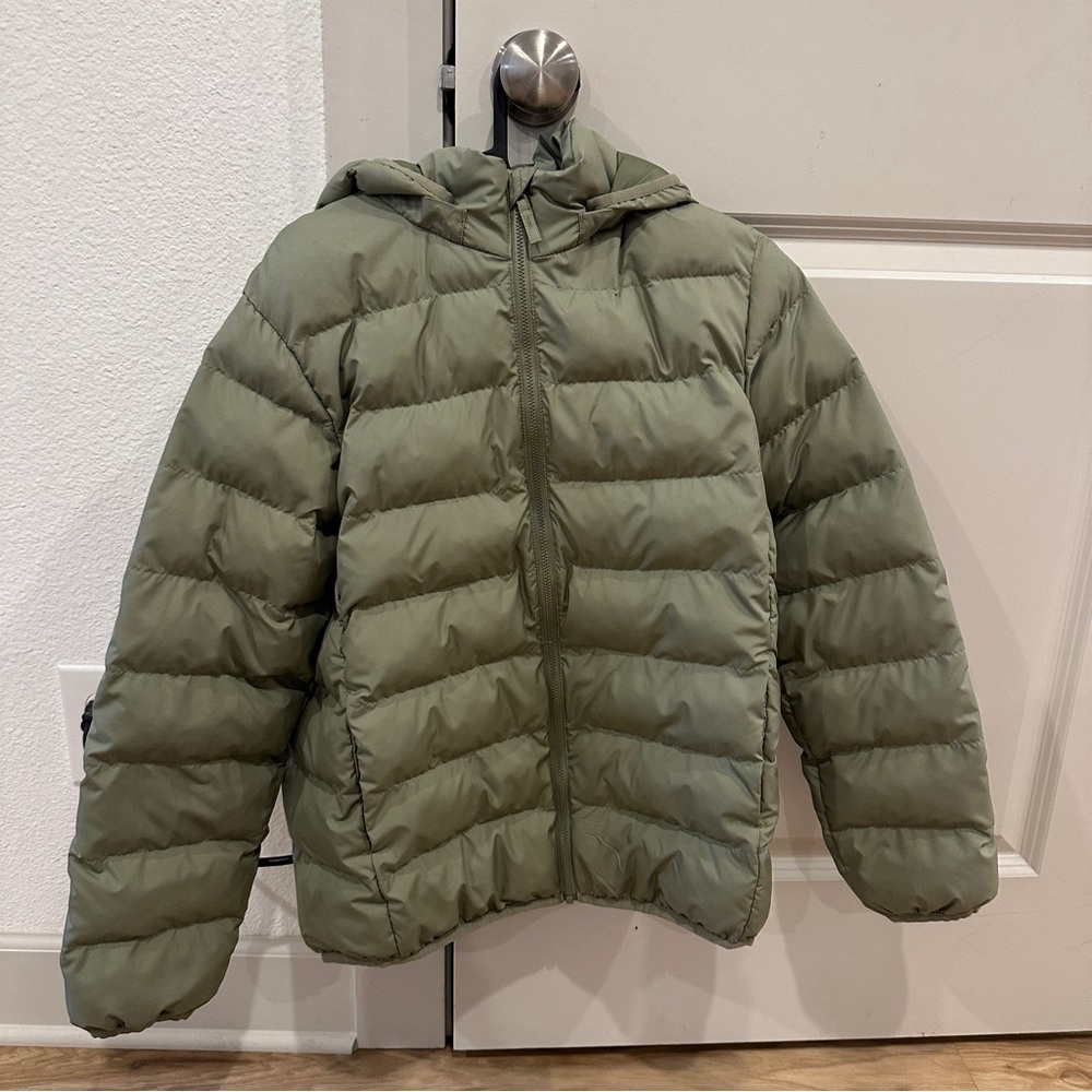 Title: Kids Uniqlo Light Padded Parka (Size 13) sage green -excellent condituon